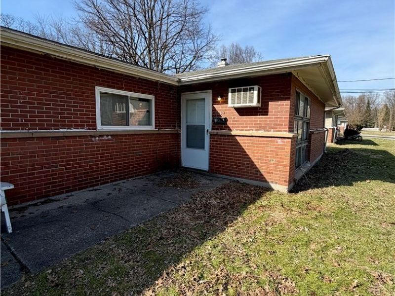 3028 Northgate Avenue, Unit 1/2, Liberty, OH 44505 Photo 2