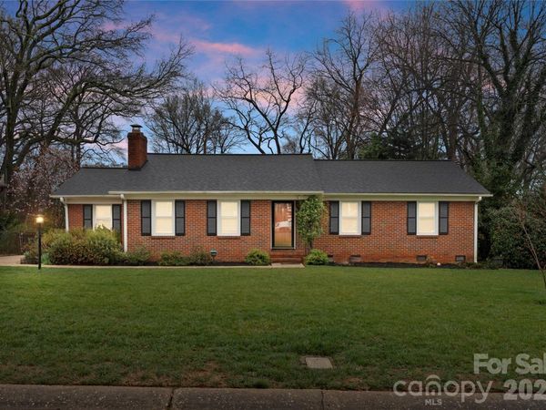 830 Faircrest Drive, Charlotte, NC 28210