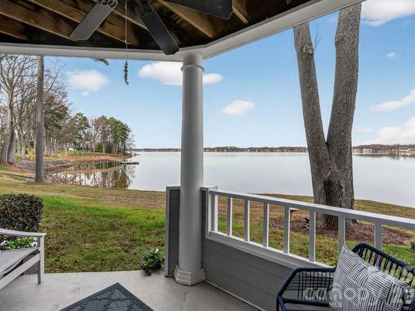 367 Northwest Drive, Davidson, NC 28036