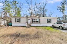 110 Frankie Lane photo 4