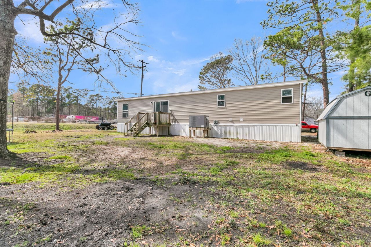 110 Frankie Lane Photo 29