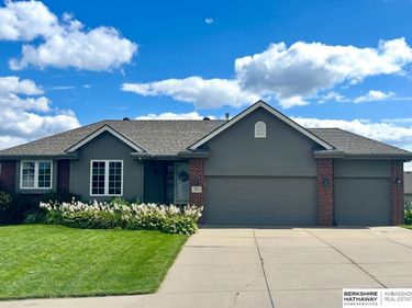 16013 Craig Avenue, Bennington, NE 68007