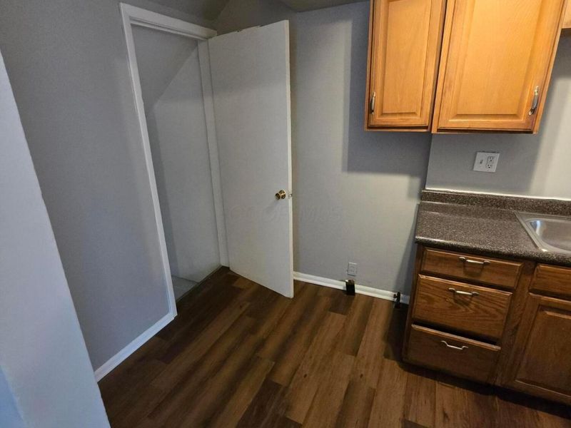 857 Regina Court, Columbus, OH 43204 Photo 11