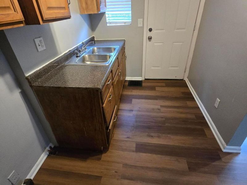 857 Regina Court, Columbus, OH 43204 Photo 14