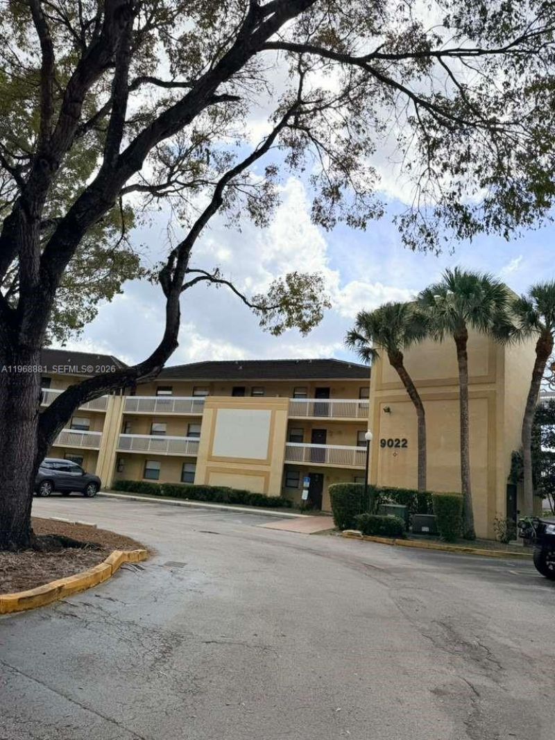 9022 NW 28th Dr, Unit 2-206, Coral Springs, FL 33065 Photo