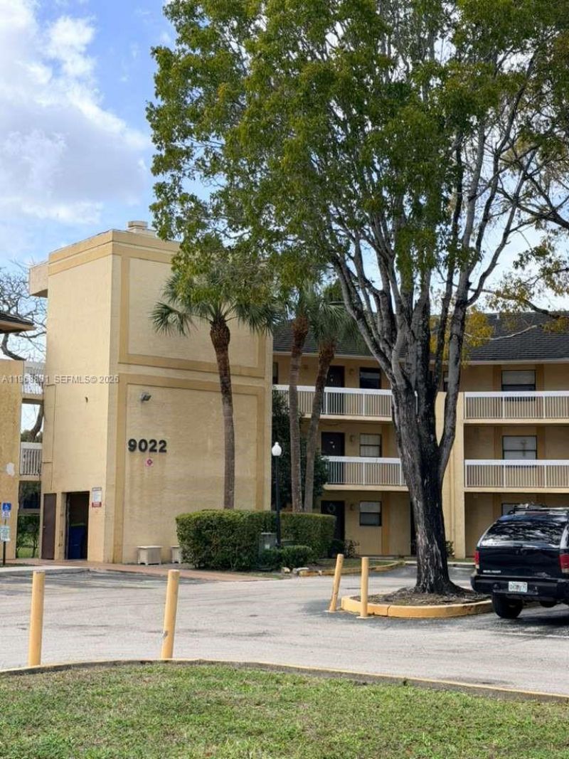 9022 NW 28th Dr, Unit 2-206, Coral Springs, FL 33065 Photo