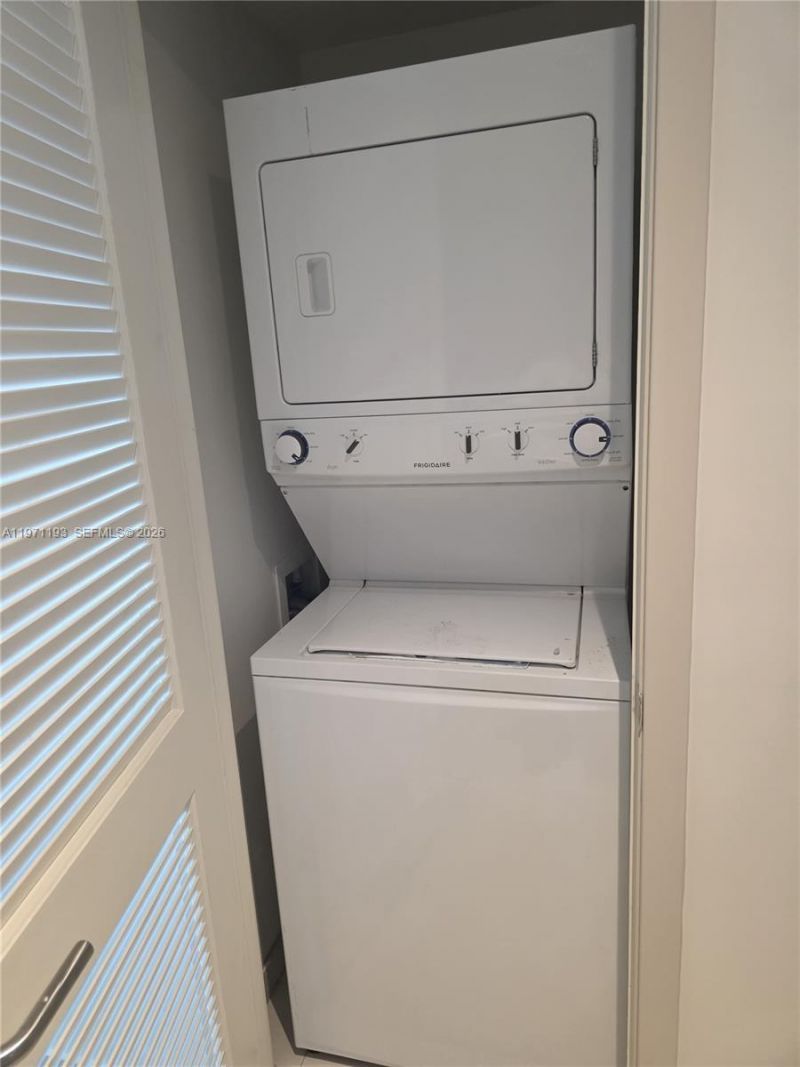 1100 S Miami Ave, Unit 2711, Miami, FL 33130 Photo