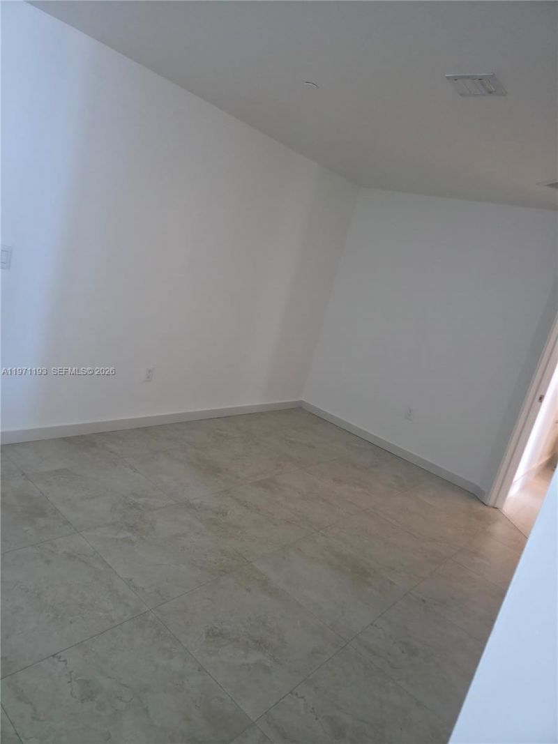 1100 S Miami Ave, Unit 2711, Miami, FL 33130 Photo