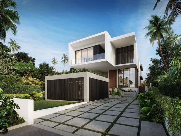 253 N Coconut Ln, Miami Beach, FL 33139