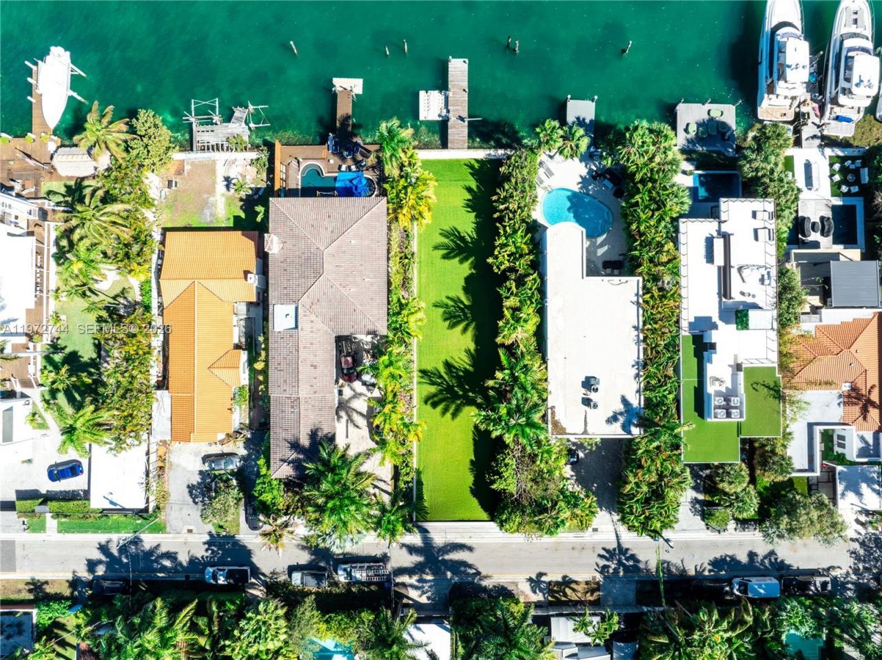 253 N Coconut Ln , Miami Beach, FL 33139 Photo