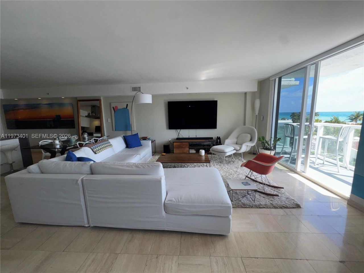 2457 Collins Ave , Unit 405, Miami Beach, FL 33140 Photo