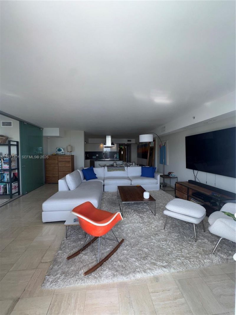 2457 Collins Ave , Unit 405, Miami Beach, FL 33140 Photo