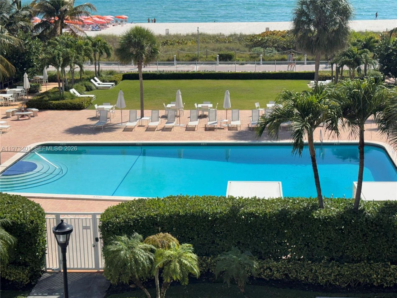 2457 Collins Ave , Unit 405, Miami Beach, FL 33140 Photo