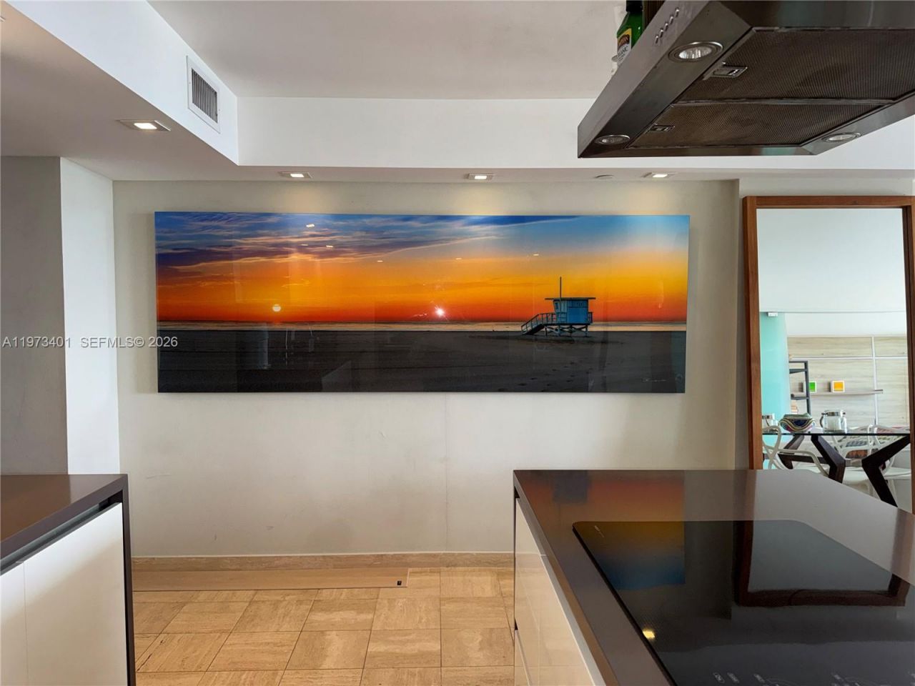 2457 Collins Ave , Unit 405, Miami Beach, FL 33140 Photo