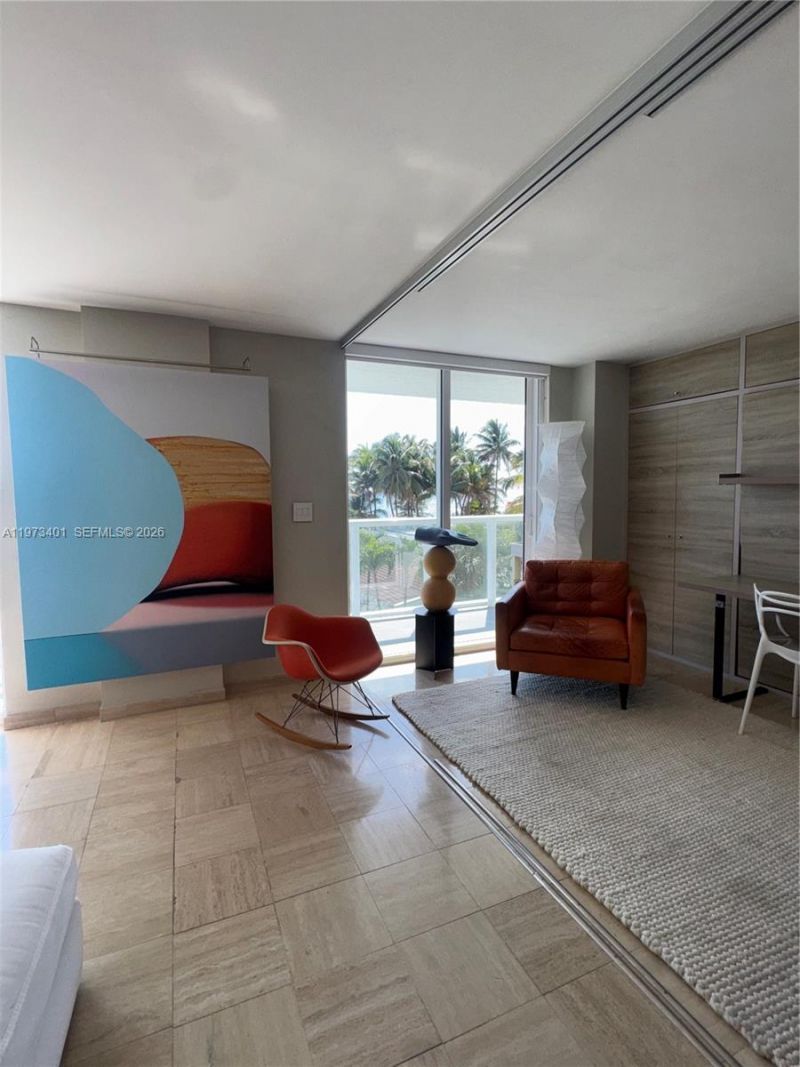 2457 Collins Ave , Unit 405, Miami Beach, FL 33140 Photo