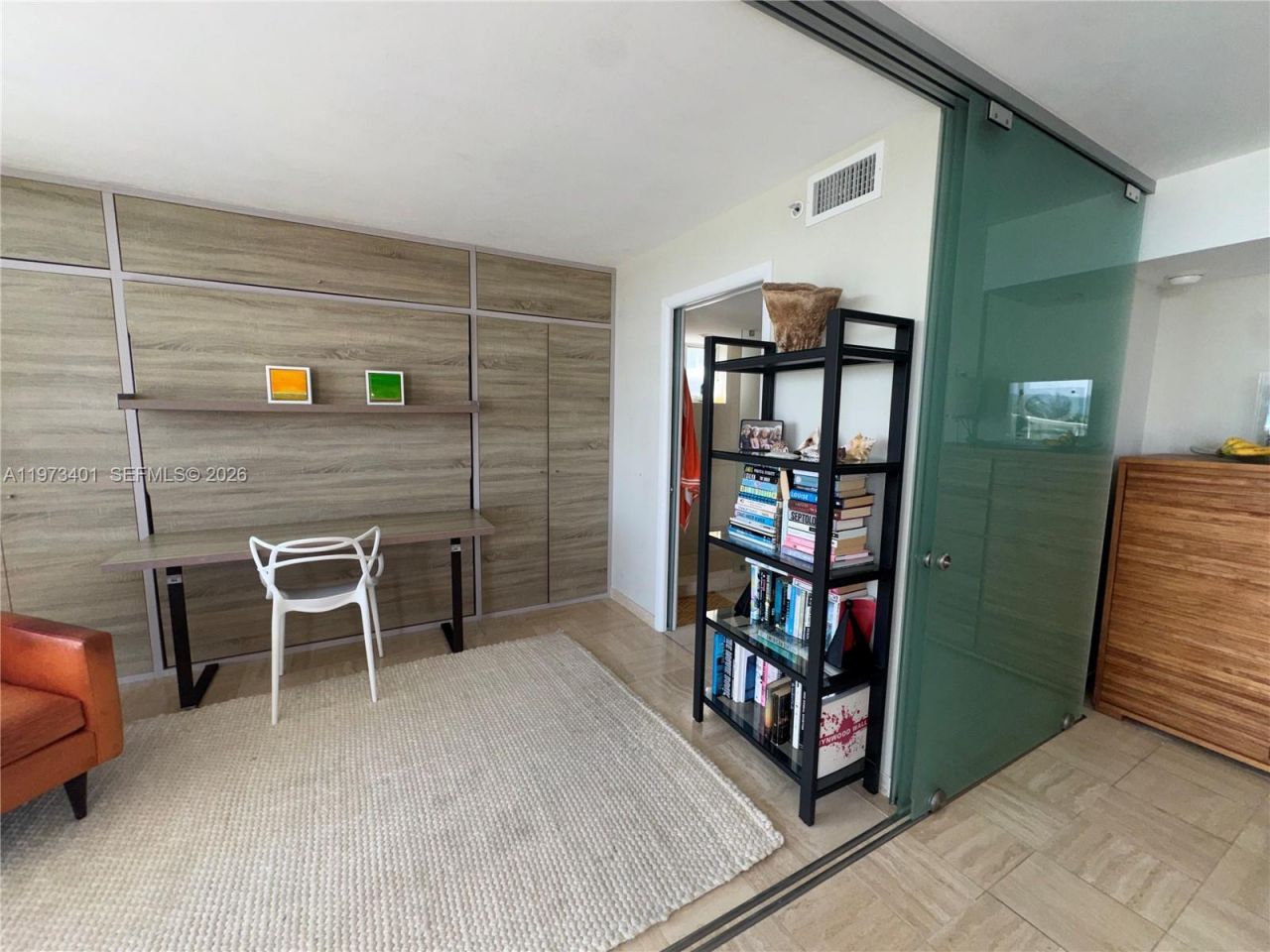 2457 Collins Ave , Unit 405, Miami Beach, FL 33140 Photo