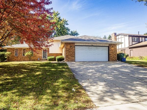 911 COLONADE Road , Shorewood, IL 60404