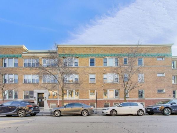 1215 W Sunnyside Avenue, Unit 3, Chicago, IL 60640