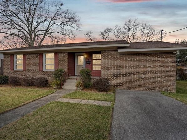 106 Esplanade Avenue, Mobile, AL 36606