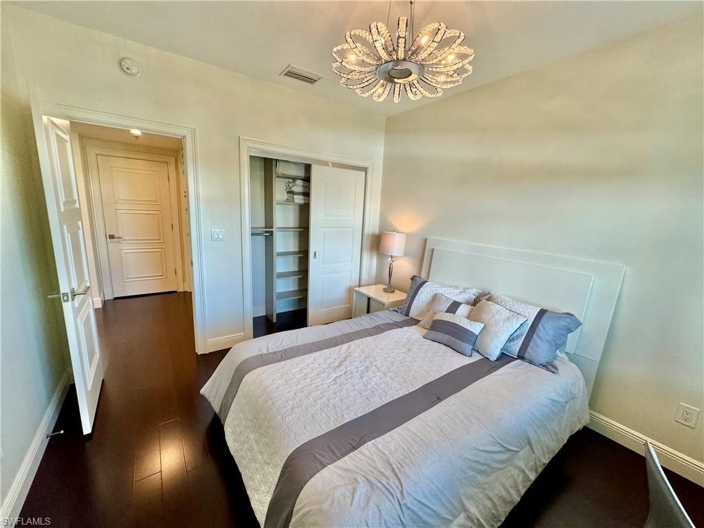 365 5th Ave S, Unit 303, Naples, FL 34102 Photo