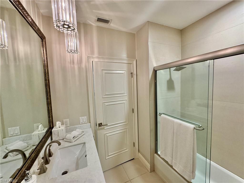 365 5th Ave S, Unit 303, Naples, FL 34102 Photo