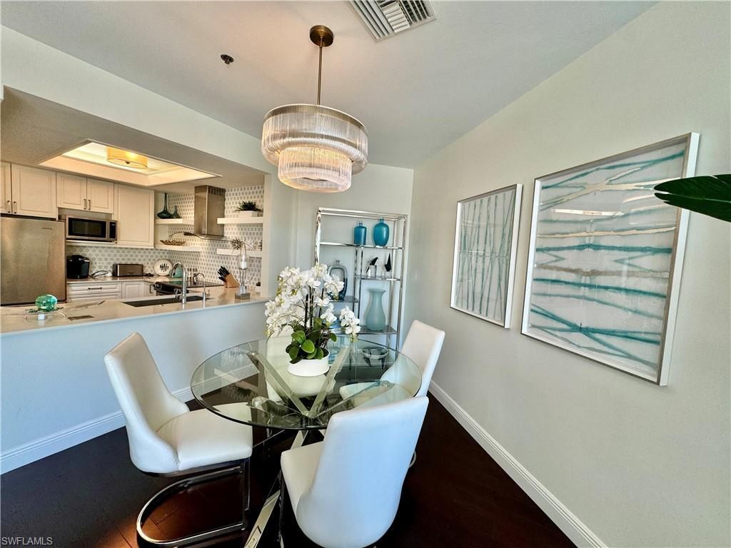 365 5th Ave S, Unit 303, Naples, FL 34102 Photo