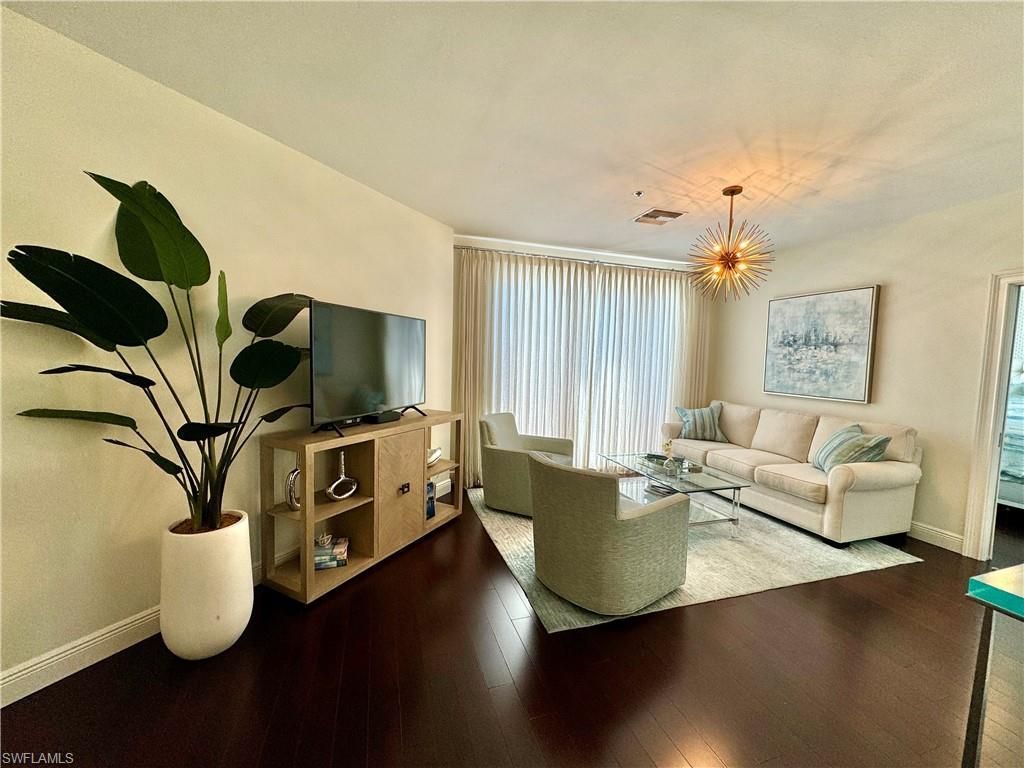 365 5th Ave S, Unit 303, Naples, FL 34102 Photo