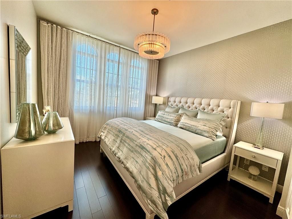 365 5th Ave S, Unit 303, Naples, FL 34102 Photo