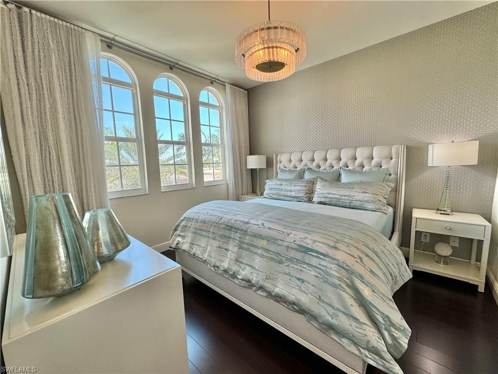 365 5th Ave S, Unit 303, Naples, FL 34102 Photo