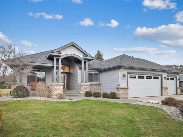 24314 E Pinehurst Ln, Liberty Lake, WA 99019
