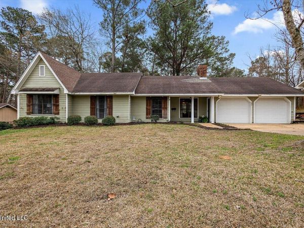 231 Stonecastle Drive, Brandon, MS 39047
