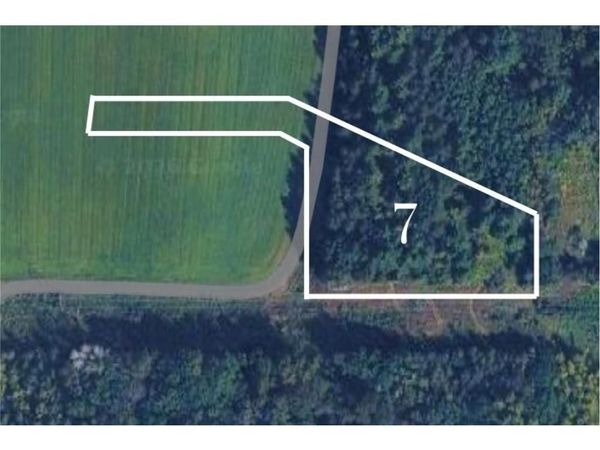 Lot 7 Glen Oaks Drive, River Falls, WI 54022