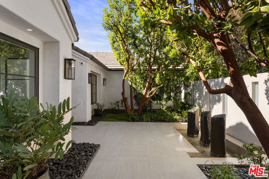 1885 Mesa Ridge Avenue, Westlake Village, CA 91362 Main Photo