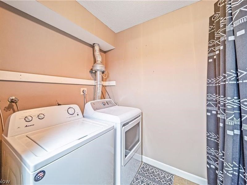 7987 Carriage Circle, Mentor, OH 44060 Photo 16