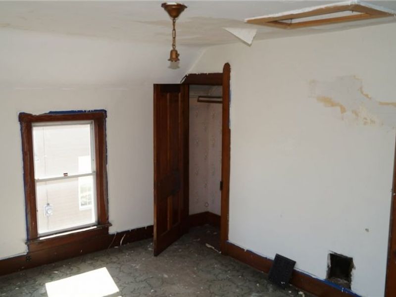 858 May Street, Akron, OH 44311 Photo 8