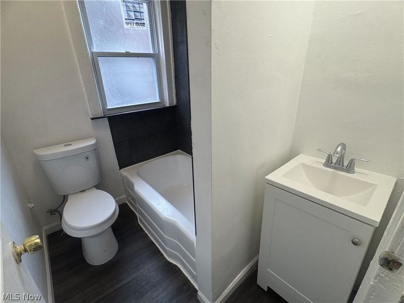 3242 Sycamore Road, Unit Left Side, Cleveland Heights, OH 44118 Photo 15