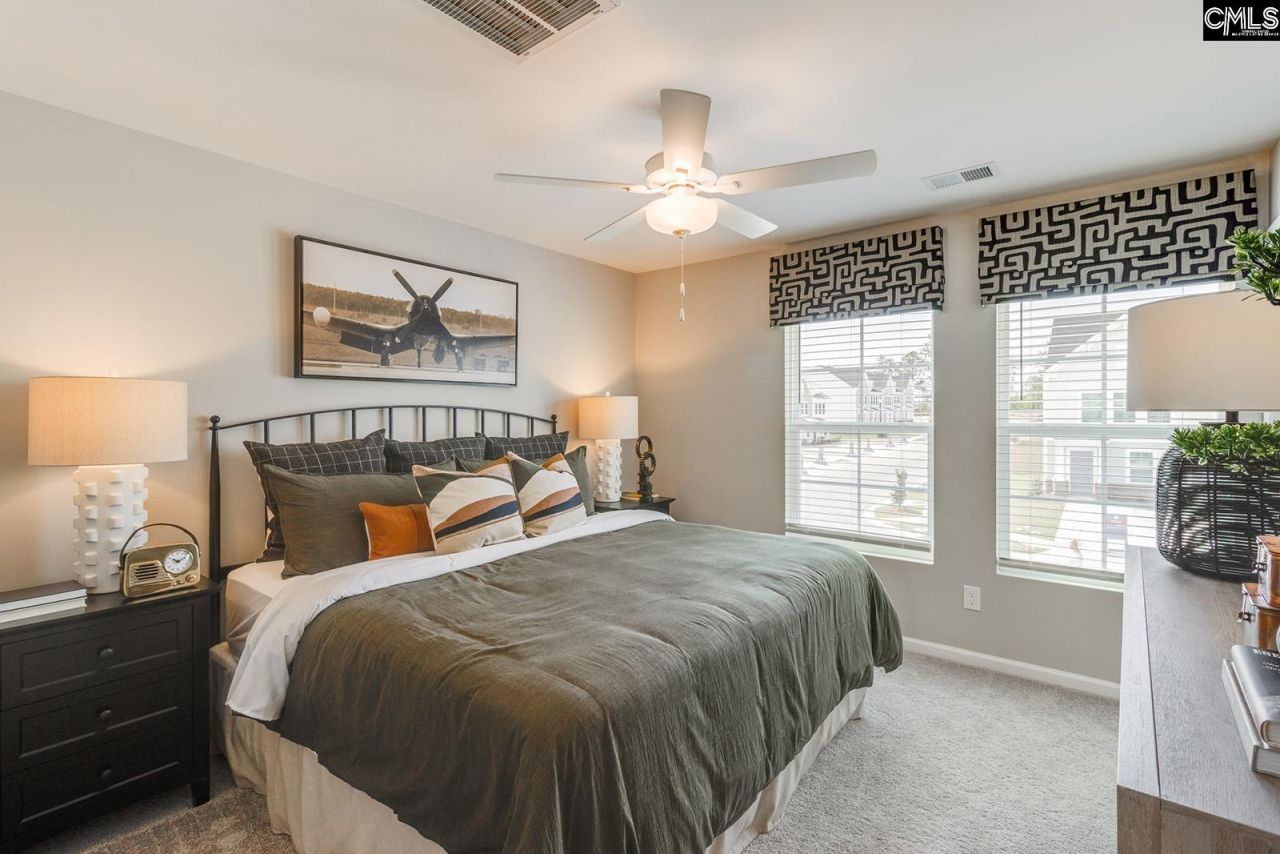 3037 Harborview Drive  Photo 10