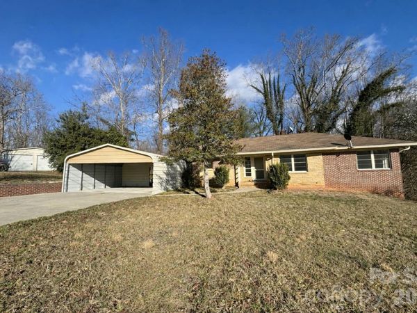 340 Hillcrest Drive , Elkin, NC 28621