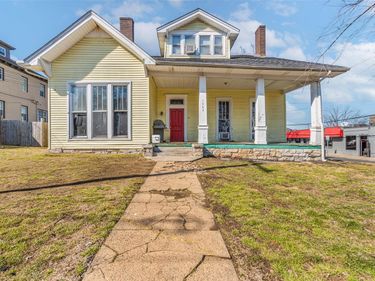 1303 College Street , Bowling Green, KY 42101