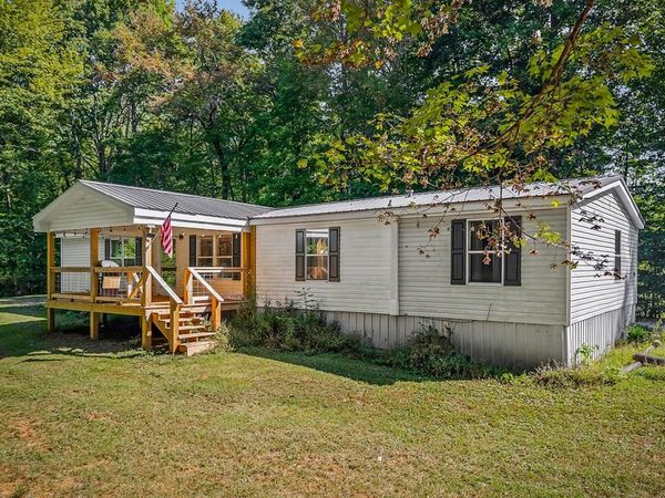 386 Baptist Ridge Hwy, Hilham, TN 38568