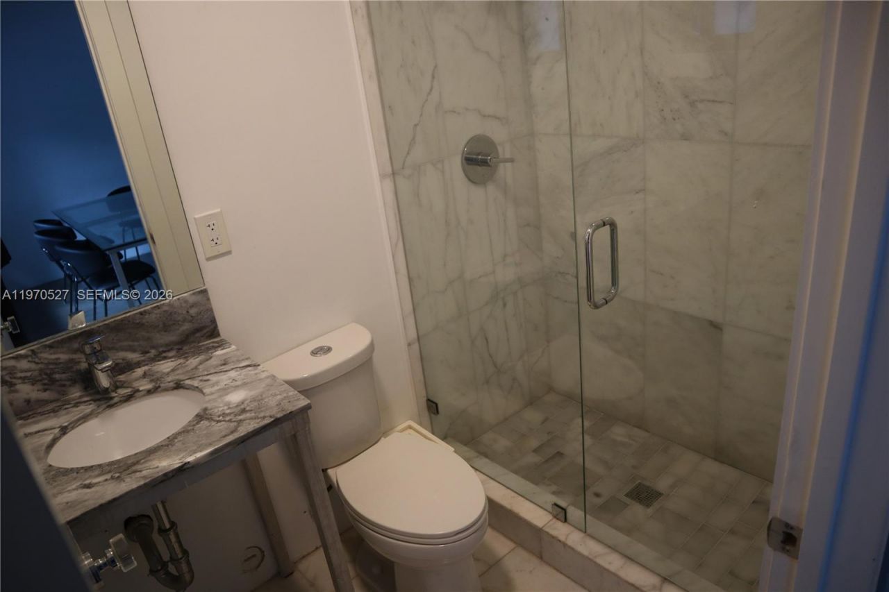 937 NE 171st St, Miami, FL 33162 Photo