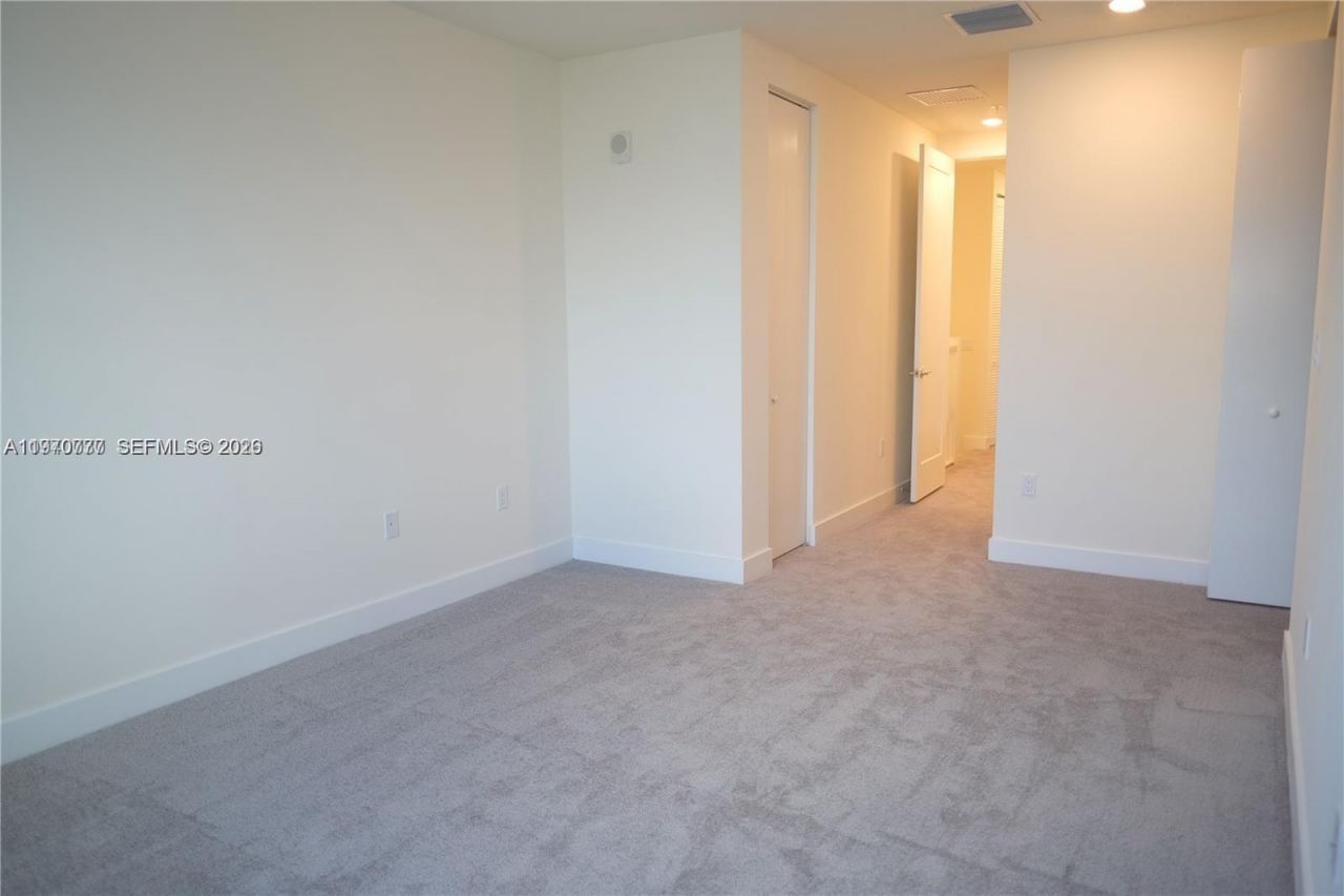 6416 NW 102nd Ct, Unit 104, Doral, FL 33178 Photo