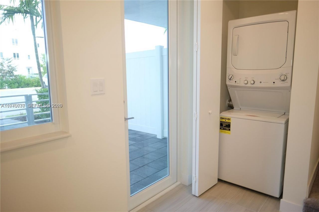 6416 NW 102nd Ct, Unit 104, Doral, FL 33178 Photo