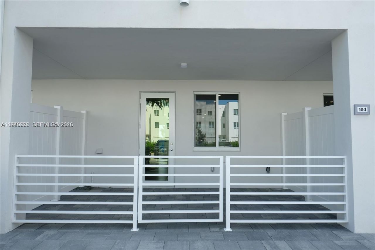 6416 NW 102nd Ct, Unit 104, Doral, FL 33178 Photo