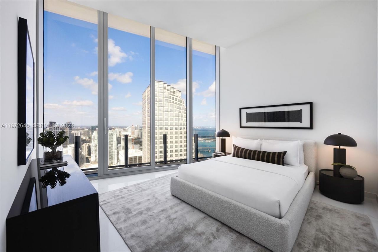 300 Biscayne Boulevard Way, Unit PH5701, Miami, FL 33131 Photo