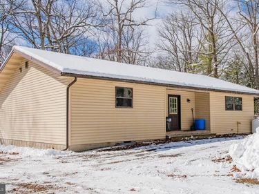 365 NITTANY RIDGE ROAD , MILL HALL, PA 17751