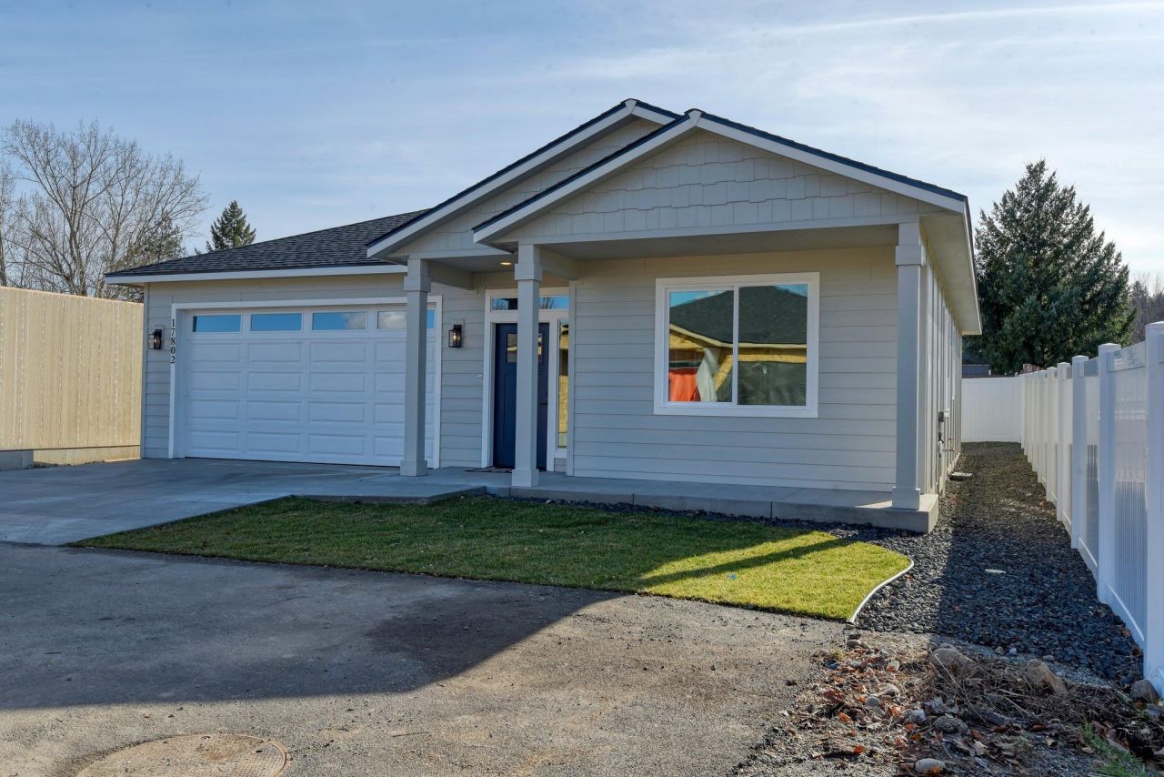 17803 E. E 3rd Ln, Spokane Valley, WA 99016 Main Photo