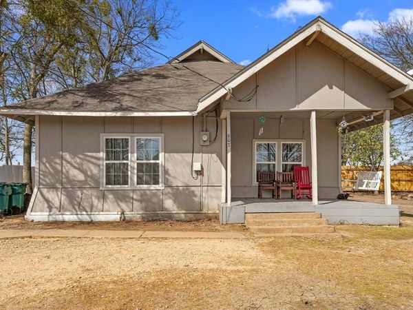 607 E 8th Street, Kemp, TX 75143