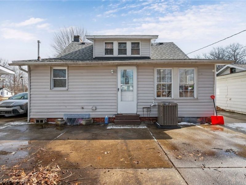 328 E 238th Street, Euclid, OH 44123 Photo 23