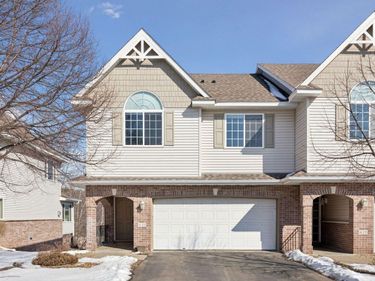 621 Crane Creek Lane, Eagan, MN 55121